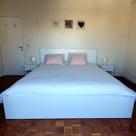 Apartment Historic Bedrooms